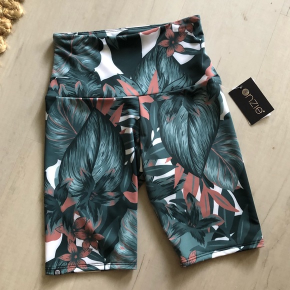 Onzie ⚡️ NWT biker shorts - Picture 3 of 6